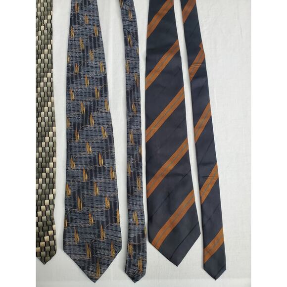 Mens Ties Lot Of 4 Bill Blass Ted Lapidus Croft & Barrow Structure Silk Formal - Picture 7 of 11